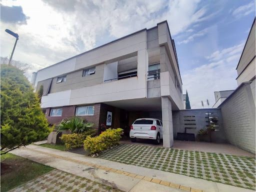 Casa en arriendo o venta Antioquia Rionegro Rionegro 173 m2 Habitaciones 3 Baños 3 Garajes 2 Precio venta $1200000000 Precio arriendo $7000000