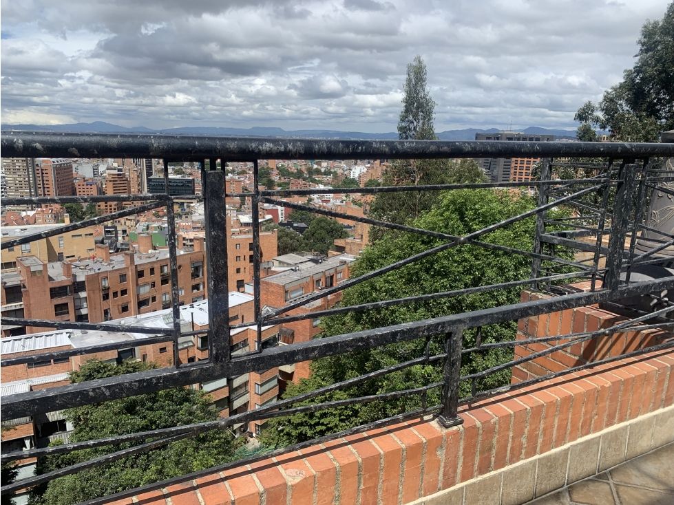 Apartamento en venta Cundinamarca Bogotá María Cristina 224 m2 Habitaciones 3 Baños 4 Garajes 4 Precio $1790000000