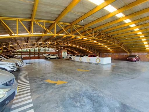 Bodega en arriendo Antioquia Medellín Villanueva 1200 m2 Habitaciones 0 Baños 2 Garajes 0 Precio $27000000