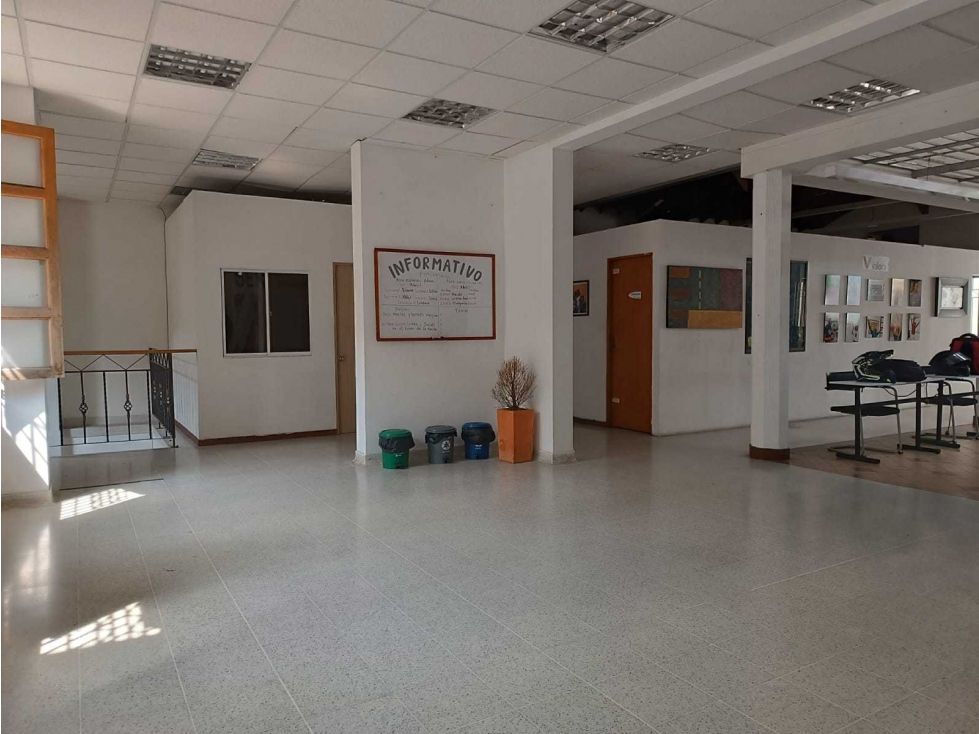 Edificio en venta Antioquia Medellín Prado 806 m2 Habitaciones 19 Baños 21 Garajes 3 Precio $2000000000