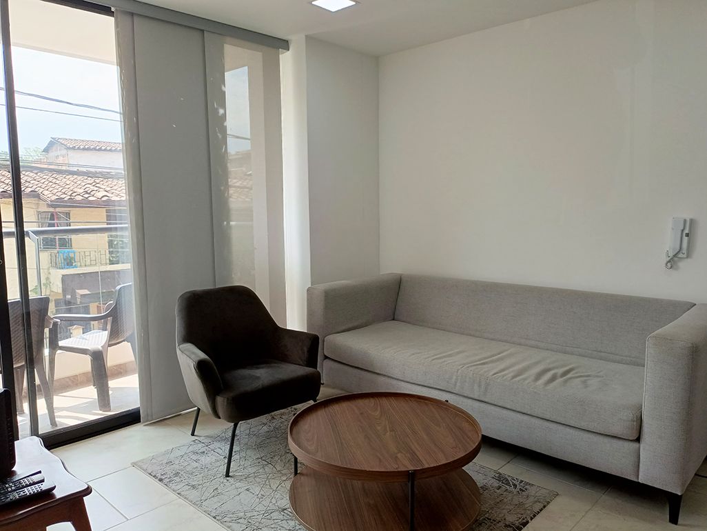 Apartamento en arriendo Antioquia Medellín San Bernardo 80 m2 Habitaciones 3 Baños 2 Garajes 1 Precio $4300000