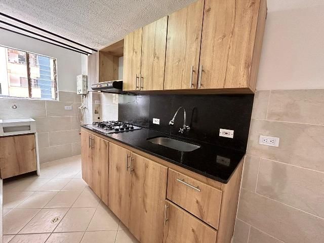 Apartamento en arriendo Antioquia Envigado La Sebastiana 65 m2 Habitaciones 3 Baños 2 Garajes 2 Precio $2300000
