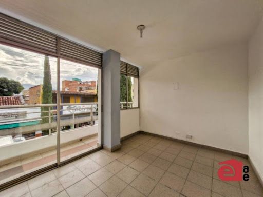Oficina en arriendo Antioquia Envigado Zona Centro 11 m2 Habitaciones 0 Baños 1 Garajes 0 Precio $1500000