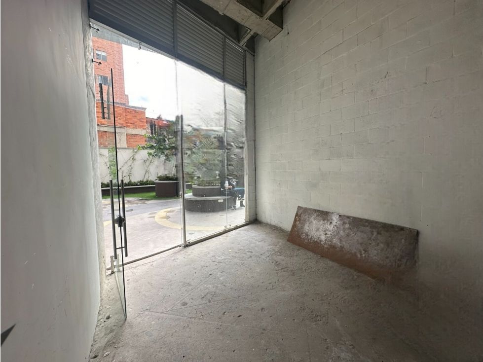 Local en arriendo o venta Antioquia Medellín Bombona No1 32 m2 Habitaciones 0 Baños 1 Garajes 0 Precio venta $287000000 Precio arriendo $2900000