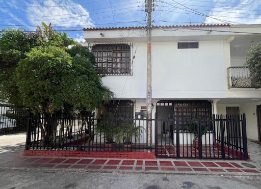 Casa en venta Huila Neiva La Orquidea 146 m2 Habitaciones 4 Baños 6 Garajes 2 Precio $470000000