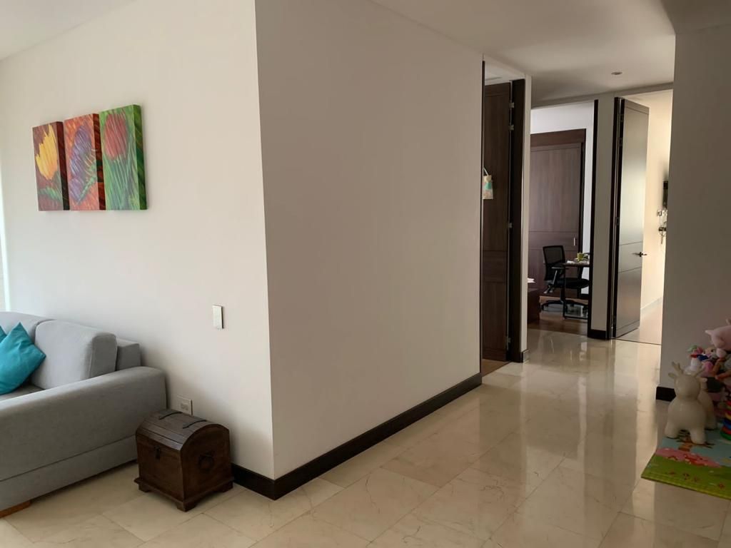 Apartamento en arriendo o venta Valle Del Cauca Cali Santa Teresita 157 m2 Habitaciones 3 Baños 8 Garajes 3 Precio venta $850000000 Precio arriendo $6000000