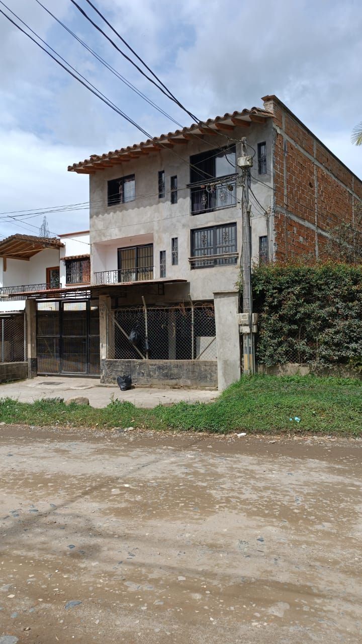 Edificio en venta Antioquia El Carmen De Viboral Villa María 0 m2 Habitaciones 0 Baños 10 Garajes 1 Precio $275000000