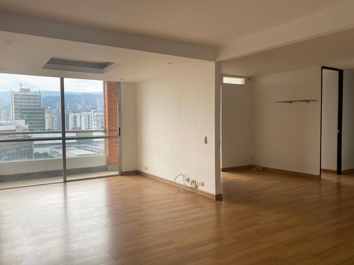 Apartamento en arriendo Antioquia Medellín La Aguacatala 87 m2 Habitaciones 2 Baños 2 Garajes 2 Precio $3750000