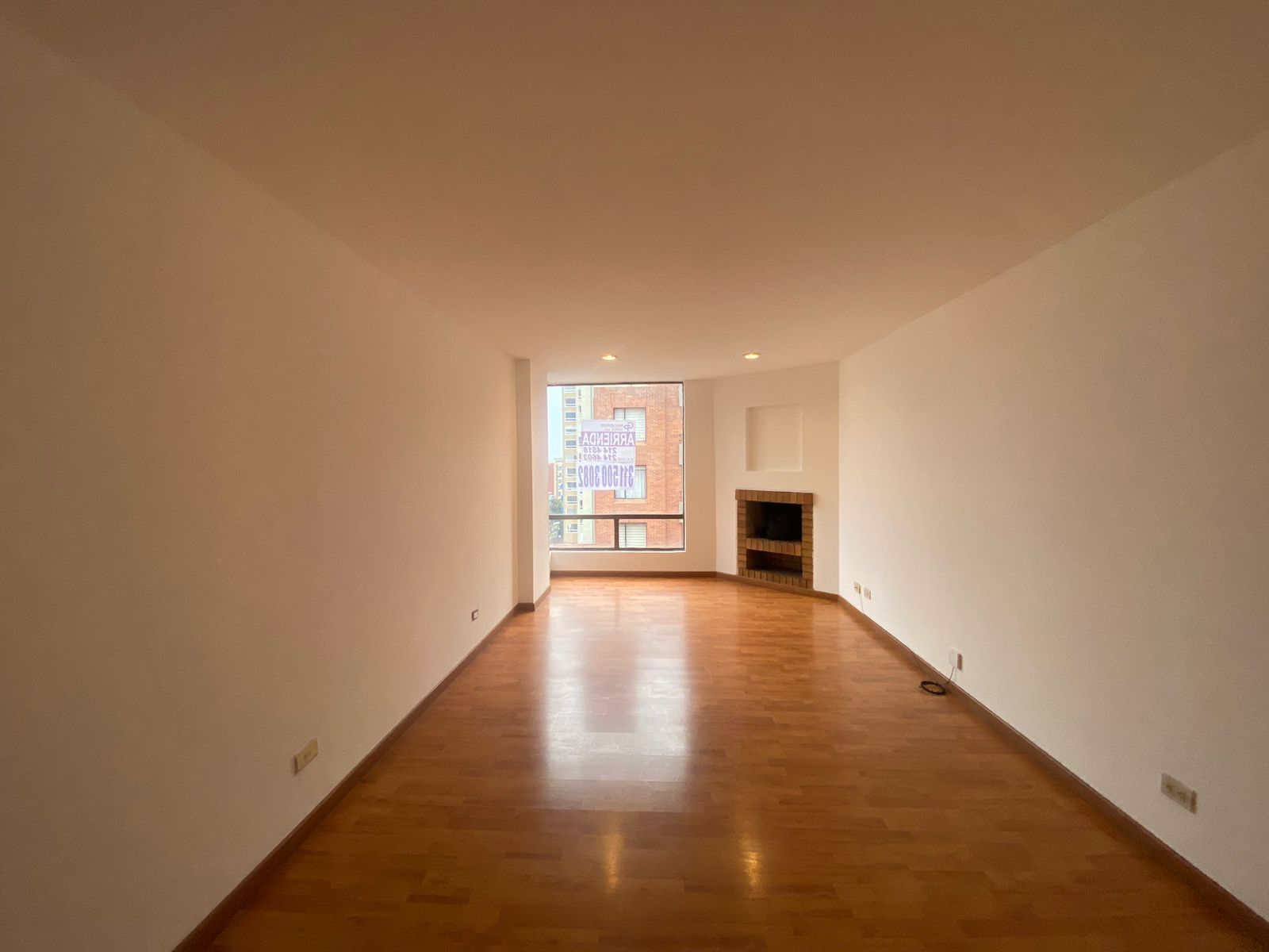 Apartamento en arriendo Cundinamarca Bogotá Bosque Calderón 65 m2 Habitaciones 2 Baños 2 Garajes 2 Precio $2500000
