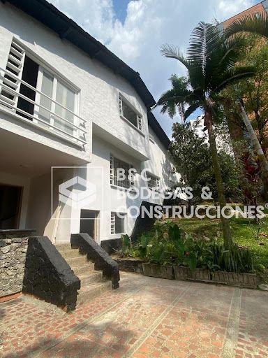 Casa en arriendo Antioquia Medellín El Diamante No2 350 m2 Habitaciones 7 Baños 8 Garajes 1 Precio $25000000