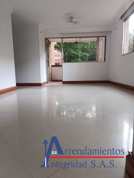 Apartamento en venta Antioquia Medellín Urbanizacion Villa Del Aburra 105 m2 Habitaciones 3 Baños 2 Garajes 0 Precio $630000000