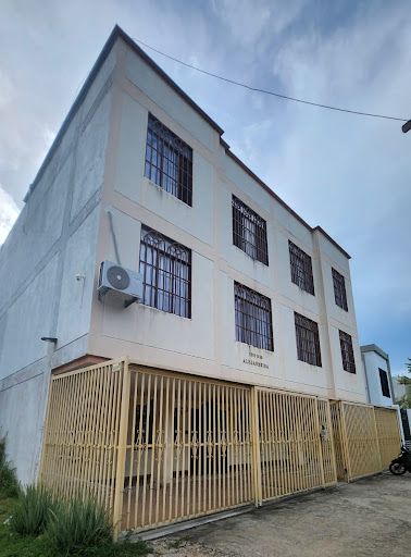 Edificio en venta Huila Neiva Bugambiles 630 m2 Habitaciones 16 Baños 21 Garajes 10 Precio $1400000000