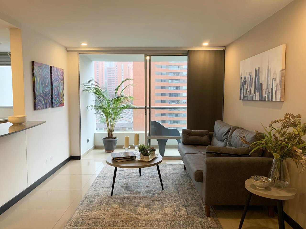 Apartamento en arriendo Antioquia Medellín Los Balsos No1 56 m2 Habitaciones 1 Baños 2 Garajes 3 Precio $4700000