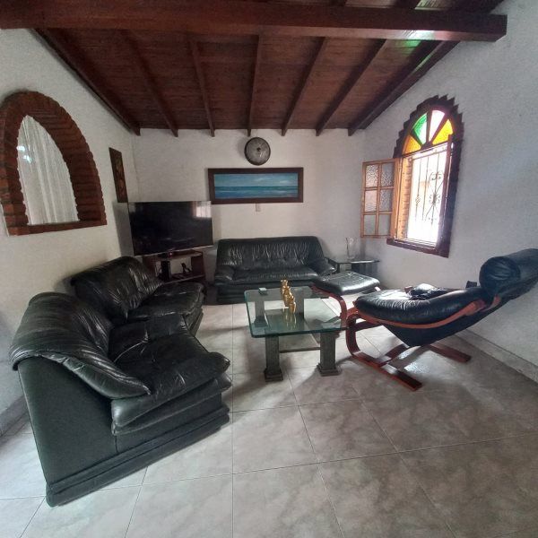 Apartamento en venta Antioquia Medellín San Bernardo 111 m2 Habitaciones 3 Baños 1 Garajes 0 Precio $360000000