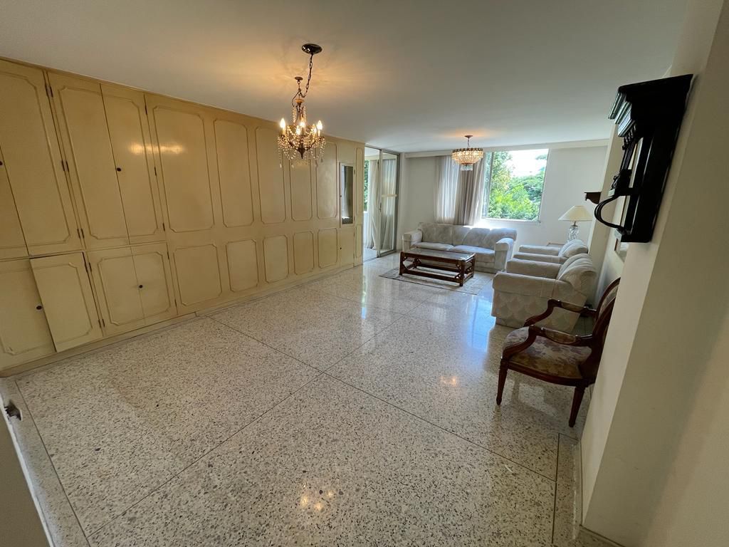 Apartamento en venta Valle Del Cauca Cali Los Cámbulos 120 m2 Habitaciones 3 Baños 2 Garajes 3 Precio $350000000