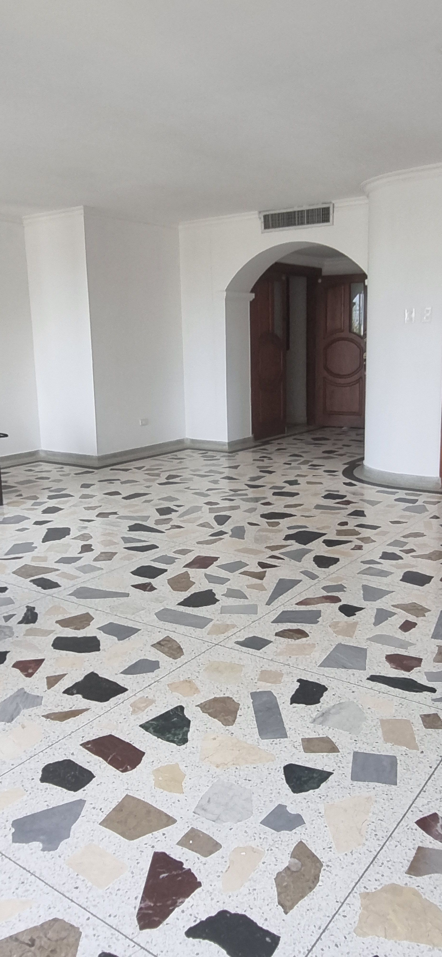 Apartamento en venta Atlántico Barranquilla Riomar 225 m2 Habitaciones 4 Baños 4 Garajes 3 Precio $750000000