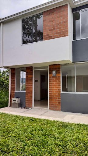 Casa en venta Risaralda Dosquebradas Romelia Alta 68 m2 Habitaciones 3 Baños 2 Garajes 2 Precio $230000000