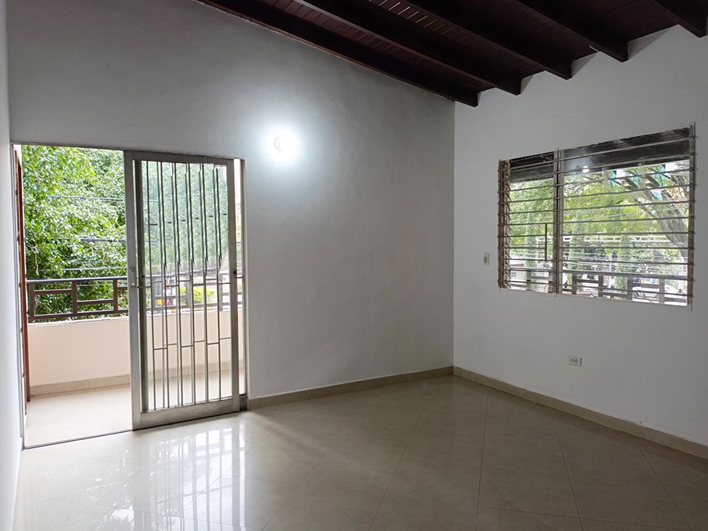 Oficina en arriendo Antioquia Medellín Medellín 150 m2 Habitaciones 0 Baños 2 Garajes 1 Precio $3900000