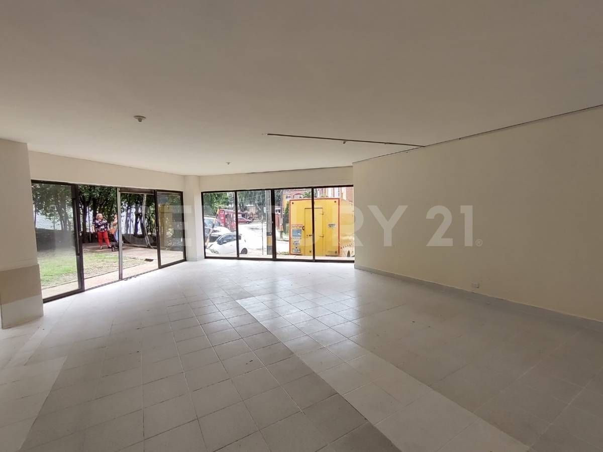 Local en venta Antioquia Medellín Granada 76 m2 Habitaciones 0 Baños 2 Garajes 0 Precio $350000000