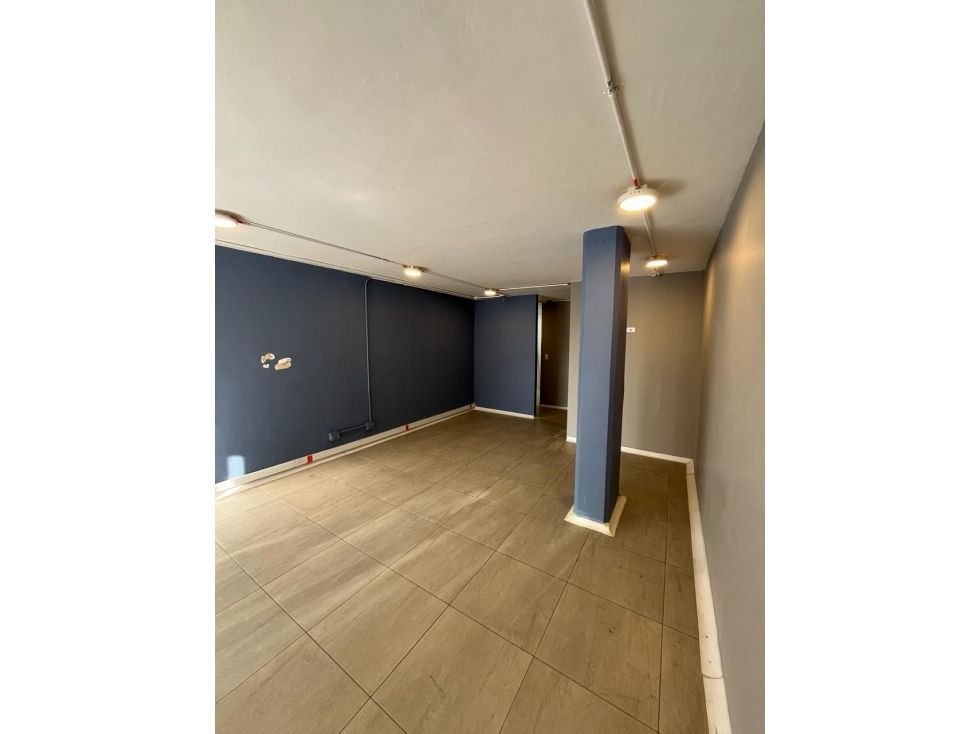 Local en arriendo Cundinamarca Bogotá Santa Barbara Oriental 63 m2 Habitaciones 0 Baños 2 Garajes 0 Precio $7500000