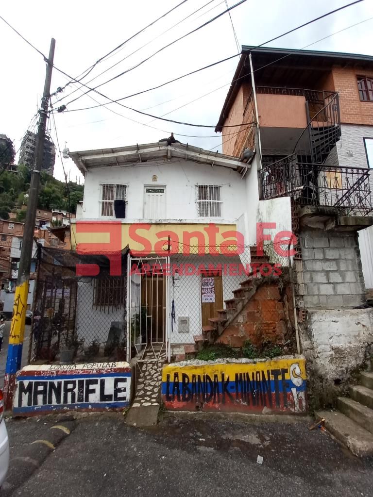 Apartamento en arriendo Antioquia Medellín Santo Domingo Savio No1 23 m2 Habitaciones 1 Baños 0 Garajes 1 Precio $530000