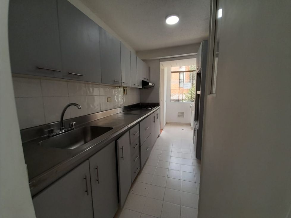 Apartamento en arriendo Antioquia Medellín El Diamante No2 90 m2 Habitaciones 3 Baños 4 Garajes 2 Precio $3200000