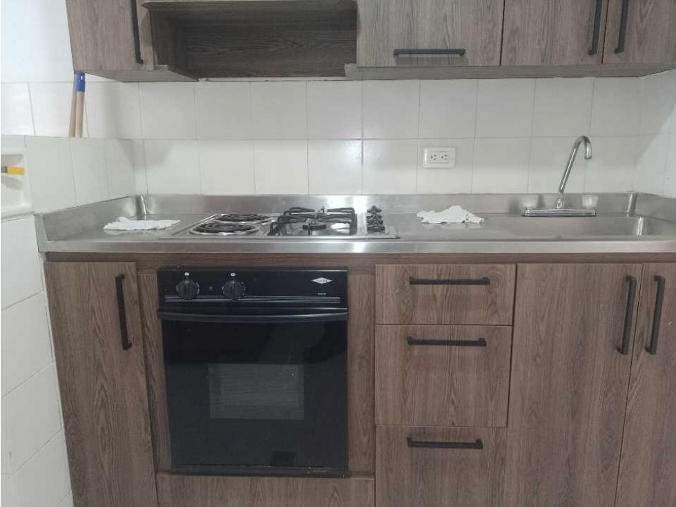 Apartamento en arriendo Antioquia Medellín San Diego 55 m2 Habitaciones 2 Baños 2 Garajes 2 Precio $2400000