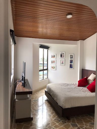 Casa en venta Risaralda Pereira Los Angeles 162 m2 Habitaciones 3 Baños 6 Garajes 4 Precio $615000000