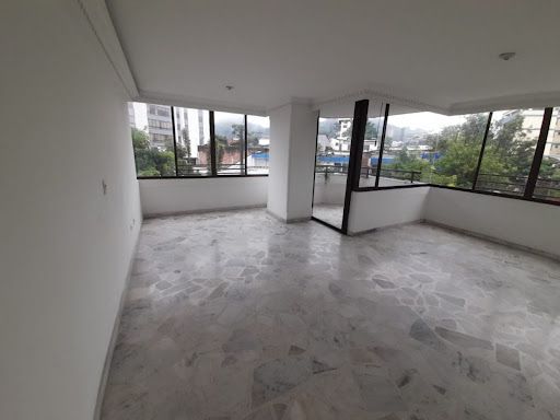 Apartamento en venta Risaralda Pereira Popular Modelo 130 m2 Habitaciones 3 Baños 4 Garajes 2 Precio $550000000