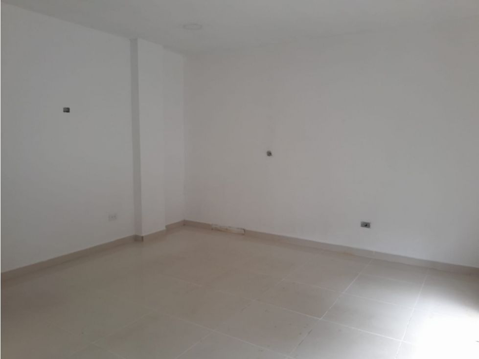 Local en arriendo o venta Antioquia La Ceja San Cayetano 20 m2 Habitaciones 0 Baños 1 Garajes 0 Precio venta $115000000 Precio arriendo $700000