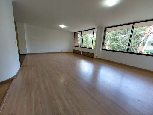 Apartamento en arriendo Antioquia Medellín El Tesoro 180 m2 Habitaciones 3 Baños 4 Garajes 1 Precio $6200000