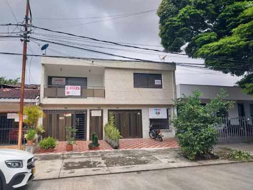 Casa en arriendo Valle Del Cauca Cali Tequendama 200 m2 Habitaciones 4 Baños 2 Garajes 0 Precio $3800000