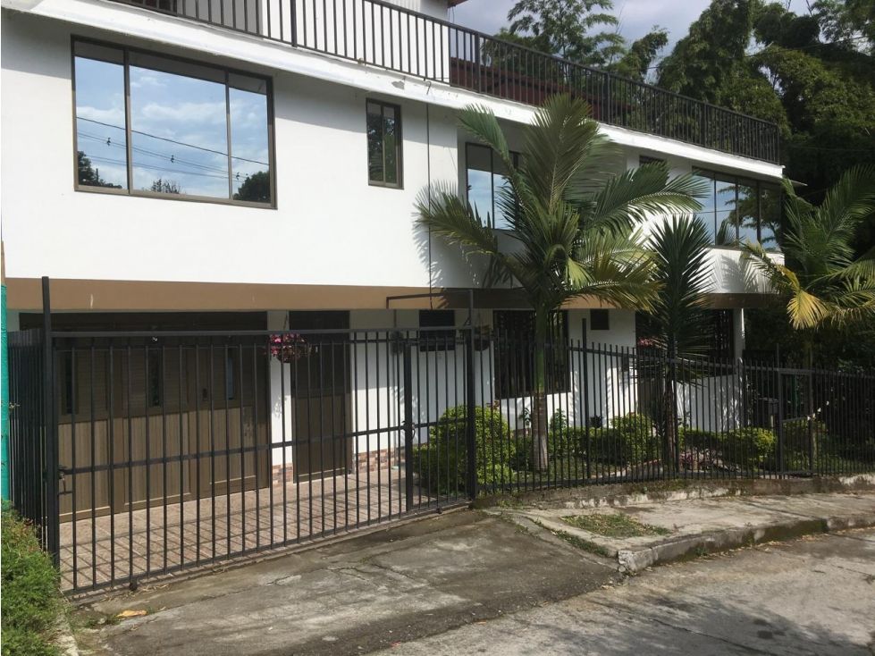 Casa en venta Caldas Manizales La Francia 300 m2 Habitaciones 6 Baños 4 Garajes 2 Precio $990000000