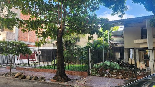 Casa en venta Huila Neiva Sevilla 364 m2 Habitaciones 3 Baños 6 Garajes 3 Precio $900000000