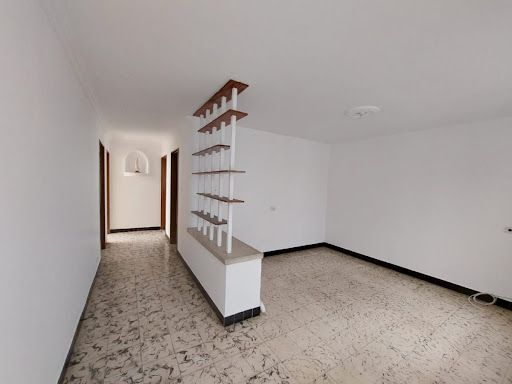 Casa en arriendo Antioquia Medellín Estadio 400 m2 Habitaciones 5 Baños 2 Garajes 1 Precio $7500000