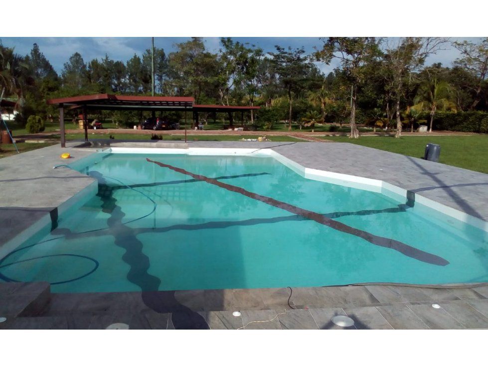 Finca en venta Meta Villavicencio Villavicencio 250 m2 Habitaciones 4 Baños 3 Garajes 0 Precio $7500000000