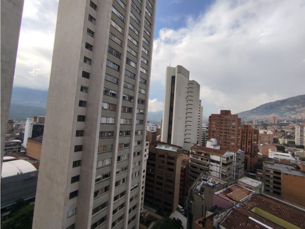 Apartamento en venta Antioquia Medellín La Gloria 217 m2 Habitaciones 4 Baños 6 Garajes 3 Precio $600000000