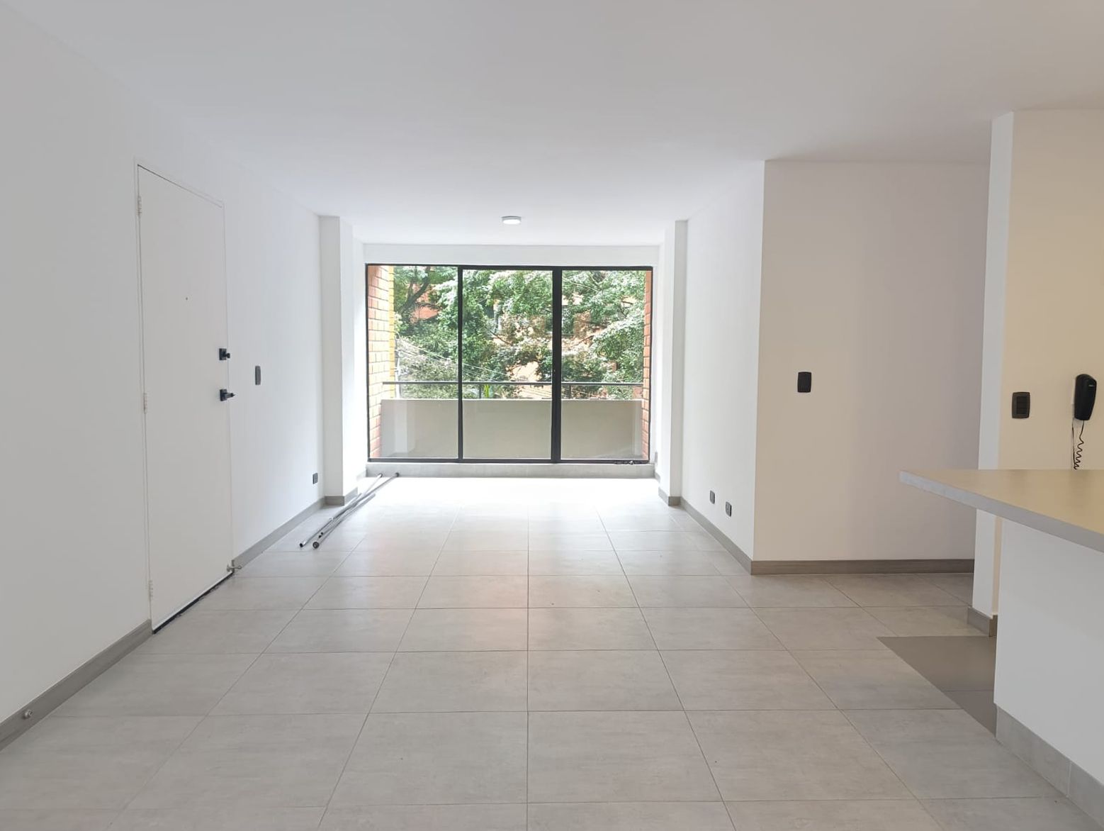 Apartamento en arriendo Antioquia Medellín El Diamante No2 120 m2 Habitaciones 3 Baños 4 Garajes 3 Precio $4800000