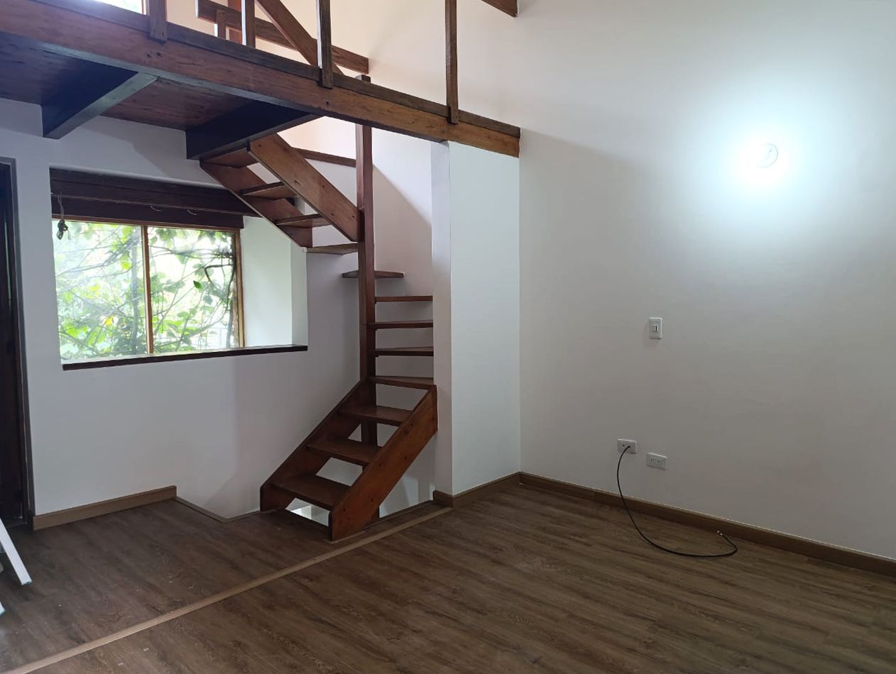 Casa en arriendo Antioquia Medellín Las Lomas No1 65 m2 Habitaciones 1 Baños 0 Garajes 2 Precio $4200000