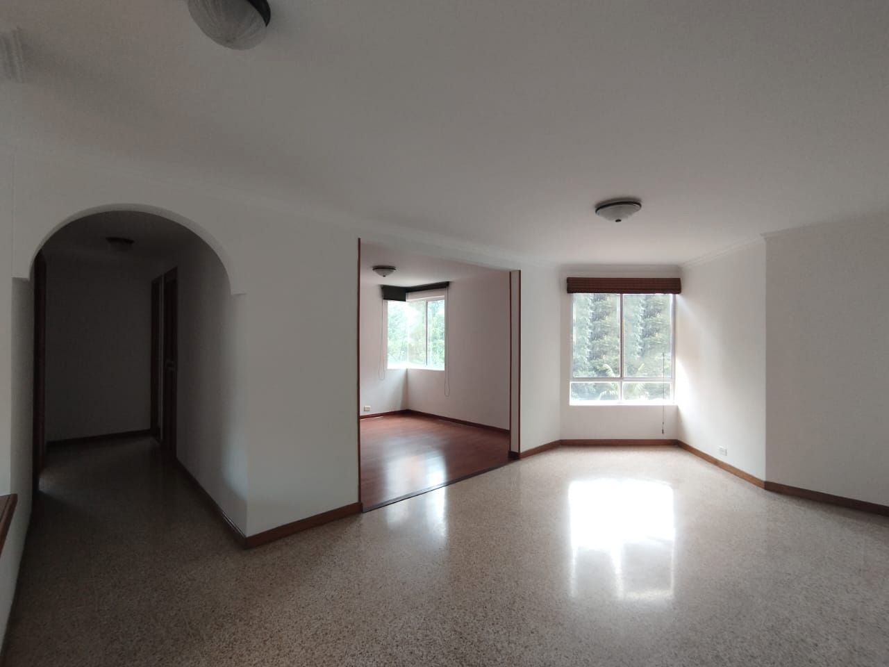 Apartamento en arriendo Antioquia Medellín Castropol 109 m2 Habitaciones 2 Baños 2 Garajes 2 Precio $3900000