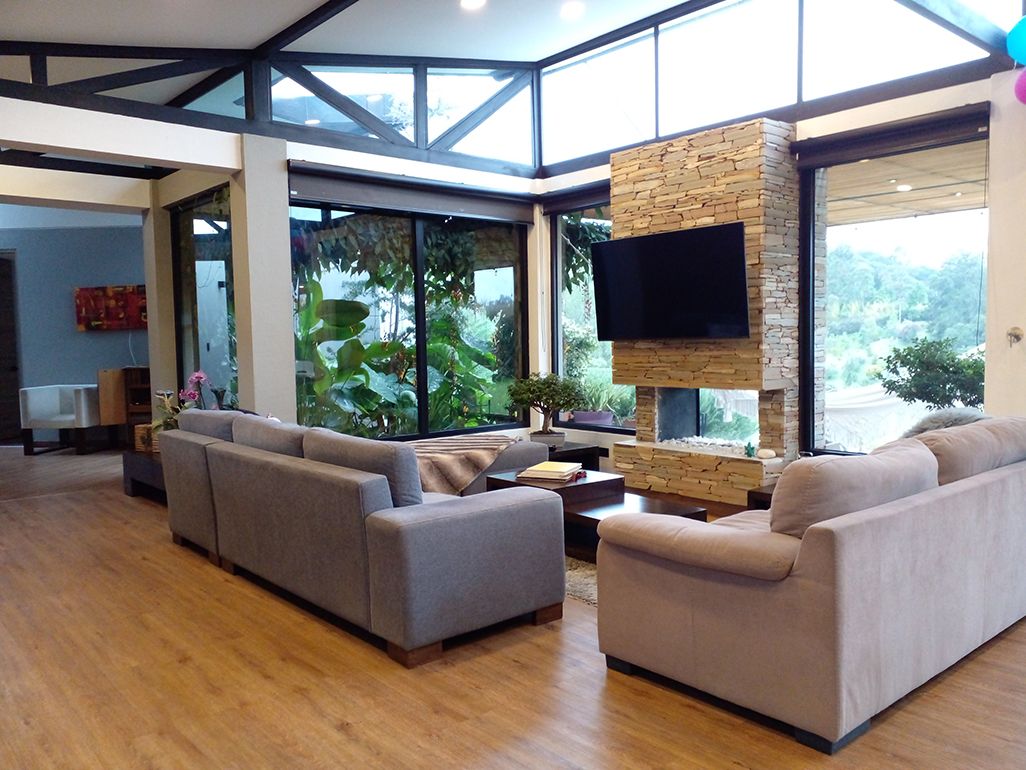 Casa en venta Antioquia El Retiro El Retiro 355 m2 Habitaciones 4 Baños 8 Garajes 10 Precio $2490000000