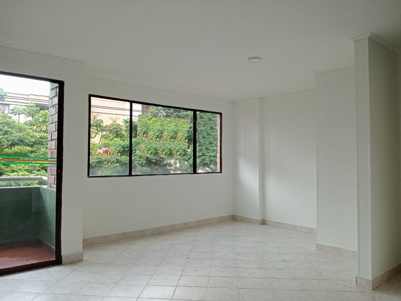 Apartamento en arriendo Antioquia Medellín Los Conquistadores 104 m2 Habitaciones 3 Baños 2 Garajes 2 Precio $3550000