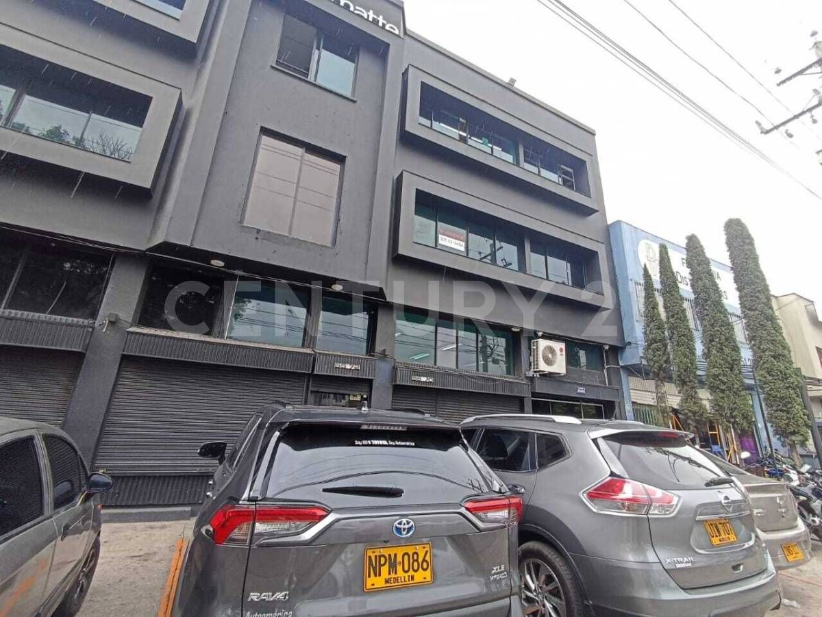 Bodega en arriendo Antioquia Medellín Tenche 150 m2 Habitaciones 0 Baños 0 Garajes 4 Precio $10000000