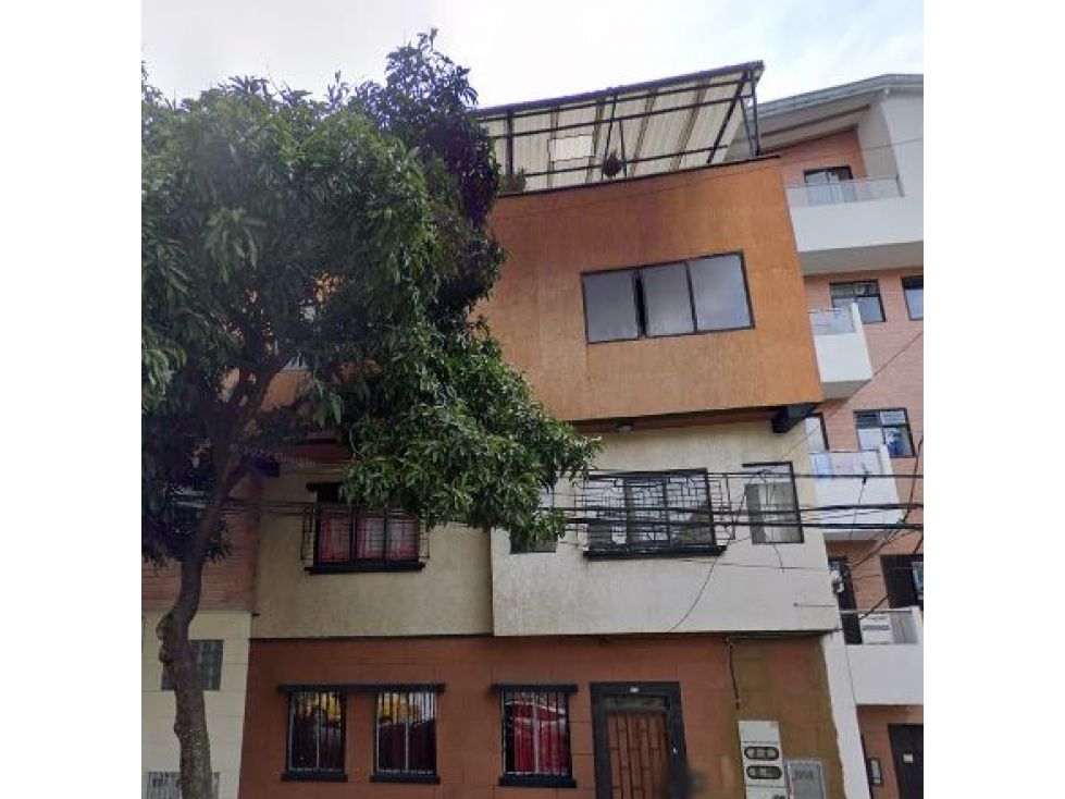 Apartamento en venta Antioquia Medellín Bombona No1 126 m2 Habitaciones 8 Baños 6 Garajes 1 Precio $560000000