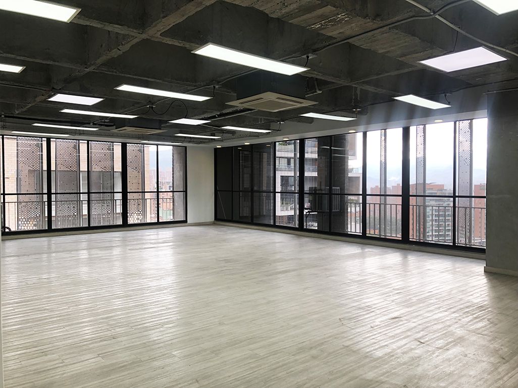 Oficina en arriendo Antioquia Medellín Las Lomas No1 193 m2 Habitaciones 0 Baños 0 Garajes 5 Precio $20000000