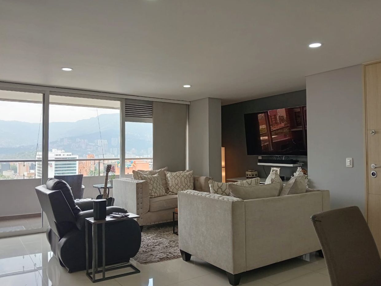 Apartamento en venta Antioquia Medellín La Castellana 105 m2 Habitaciones 3 Baños 2 Garajes 2 Precio $880000000