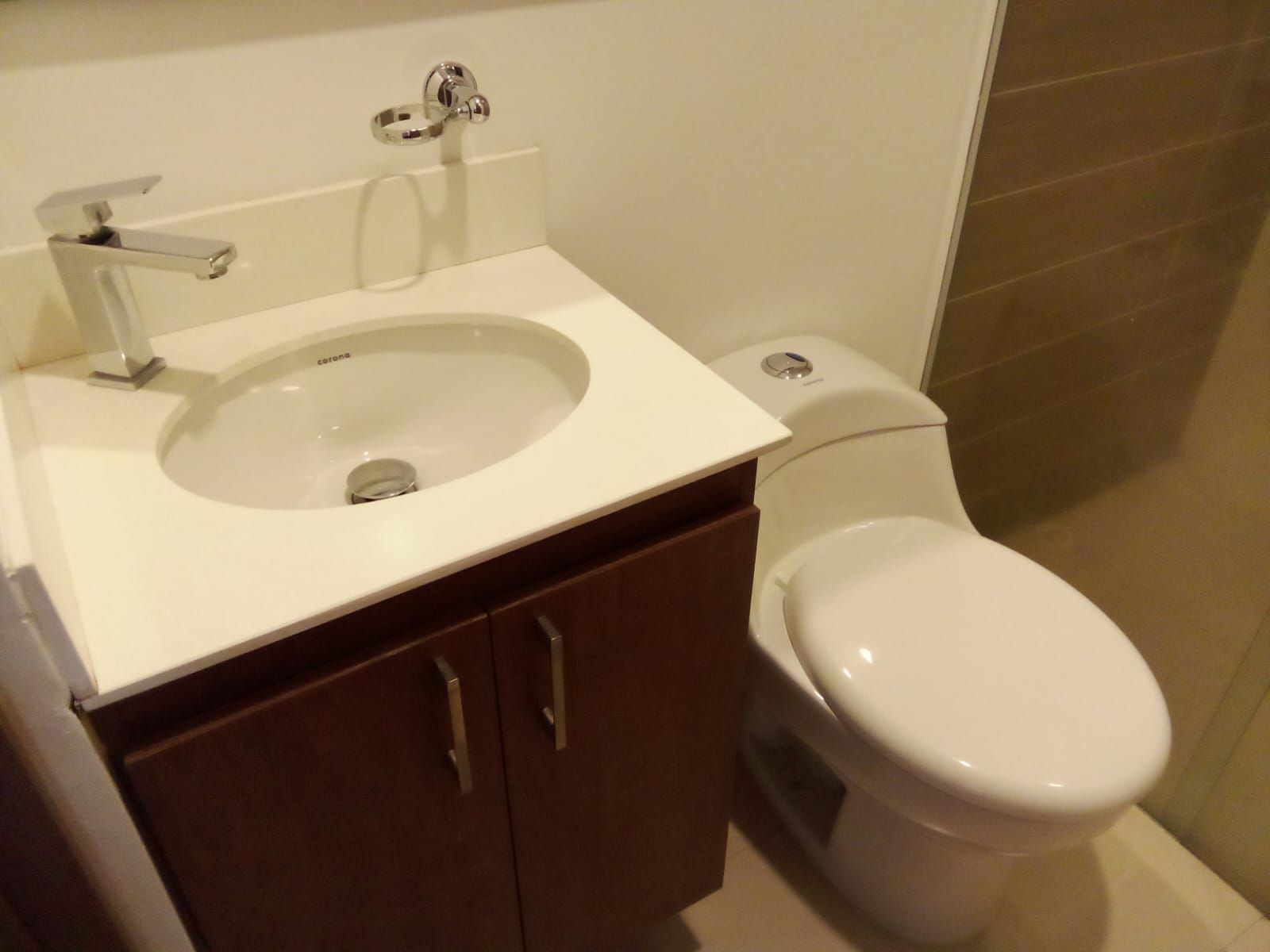 Apartamento en arriendo Antioquia Medellín Alejandria 109 m2 Habitaciones 3 Baños 4 Garajes 3 Precio $5800000