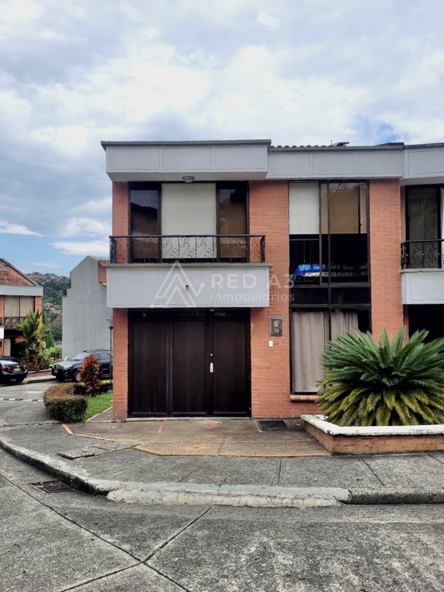 Casa en venta Risaralda Pereira Guaduales De Canaan 208 m2 Habitaciones 4 Baños 4 Garajes 3 Precio $780000000