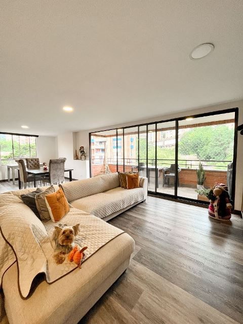 Apartamento en venta Antioquia Medellín El Tesoro 127 m2 Habitaciones 3 Baños 4 Garajes 5 Precio $1200000000