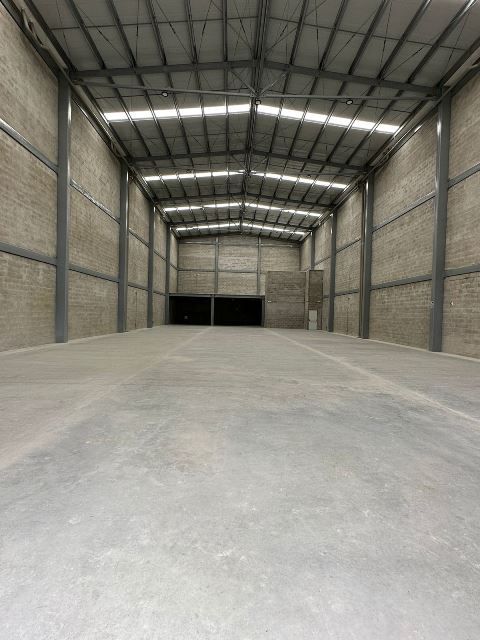 Bodega en arriendo Antioquia Rionegro Cuatro Esquinas 943 m2 Habitaciones 0 Baños 10 Garajes 1 Precio $39000000